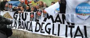 Pensionato suicida, scatta l’inchiesta. Fratelli d’Italia: «Visco si dimetta»