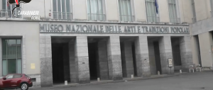 Il museo degli orrori: dipendenti timbravano e andavano via (video)