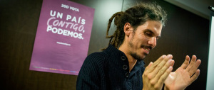 Podemos, scandalo alle Cortes: le trecce rasta? Portano i pidocchi…