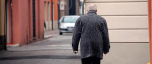 Spintonò un agente: arrestato a 84 anni. Ma chi delinque è a piede libero