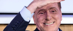 Berlusconi: «Renzi mente: se vince il No non ci sarà nessun caos»