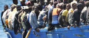 In sei mesi arrivati oltre 83mila clandestini. “Porti chiusi”? Un bluff