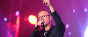 Gigi D’Alessio fa cose buone e giuste? “Cancellatelo, non è dei nostri”