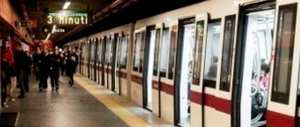 Roma, il ragazzo aggredito in metro era già stato vittima di atti di bullismo