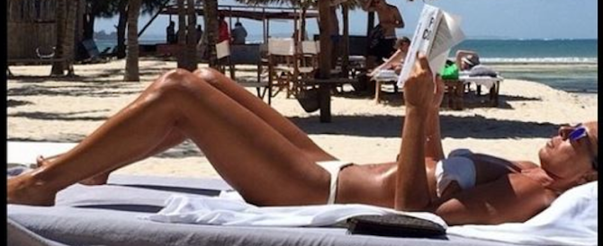 “Voi mi odiate!”. Così Paola Perego chiude il profilo social (Fotogallery)