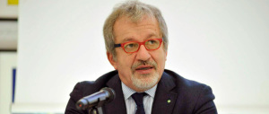La sinistra all’attacco di Maroni: «Dimissioni». Ma il centrodestra dice no