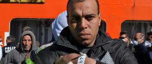 Scafista egiziano arrestato ed espulso sbarca di nuovo guidando un barcone