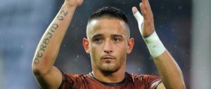 12 giornate di squalifica al calciatore turco che spera nella pace coi curdi