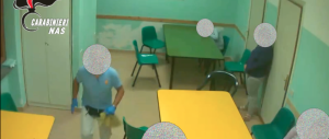 Ecco come gli “educatori” picchiavano i disabili nel centro di Grottaferrata (VIDEO)