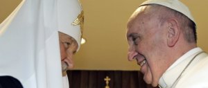 L’abbraccio tra il Papa e il Patriarca, un evento atteso da mille anni