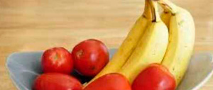 Dalle banane ai pomodori: ecco i cibi che non bisogna mai mettere in frigo