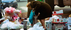 Lotta alla povertà, il governo vara il “Rei”. Ma è poco più di un’elemosina
