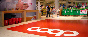 La Coop fa lo spot per le unioni gay, un prete si fa cancellare dai clienti