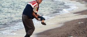 Solo quattro anni agli scafisti del naufragio in cui morì il piccolo Aylan