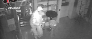 Arrestata banda di albanesi specializzata nel furto di “gratta e vinci” (Video)