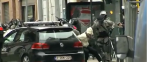 Il video dell’arresto di Salah, il carnefice del Bataclan