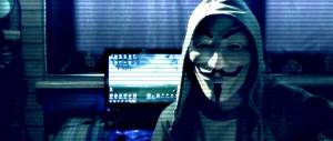 Volevano sabotare il referendum: denunciati due famosi hackers di Anonymos