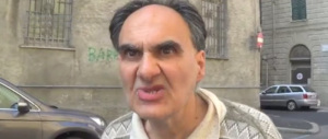 Per motivi di salute si allontana da casa, la ritrova occupata da un marocchino