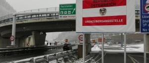 L’Austria vuole fare controlli anche in territorio italiano. Imbarazzo di Renzi