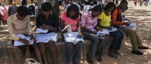 Insegnanti uccisi, studenti rapiti: la guerra di Boko Haram all’istruzione
