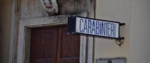 Molotov contro una caserma dei carabinieri: ritorsione degli anarchici