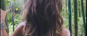Halle Berry sbanca Instagram: l’esordio in topless è da record (Foto)