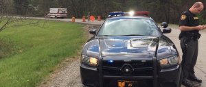 Sparatoria in Ohio, due adulti e cinque bambini uccisi: killer ancora in fuga