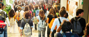 Ragazzina disabile esclusa dalle compagne, bloccata la gita scolastica