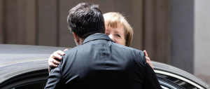 Salvini: «I baci e gli abbracci tra Renzi e la Merkel mi hanno fatto schifo»