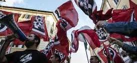 Centri sociali assaltano banchetto di CasaPound: 3 feriti, tra cui un disabile