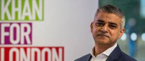 Nel supergiovedì inglese un pakistano potrebbe diventare sindaco di Londra