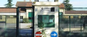 “Via il nome di Serini dalla caserma trasformata in centro per migranti”