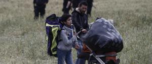 Grecia, al via lo sgombero del campo di Idomeni. Ma la stampa non può vedere