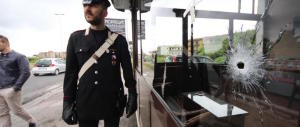 Spari contro il locale che ospita Nina Moric: grave una donna