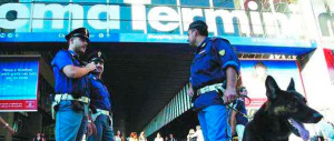 In manette il rapinatore “seriale” di Termini: è un immigrato della Guinea