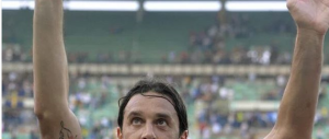 Luca Toni dice addio al calcio, i fan lo celebrano così (Foto)