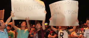 Firenze, i cinesi preparano un corteo di protesta dopo gli scontri a Sesto