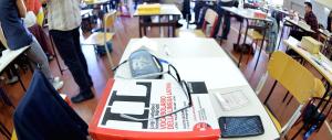 Temi della maturità, l’ironia del web: i social “bocciano” Padoan e Eco