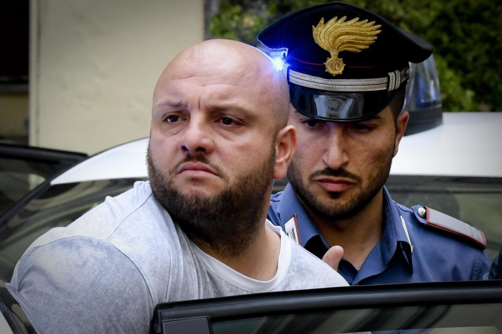 Napoli, la camorra imponeva il prezzo del pane. Sgominato il clan Lo