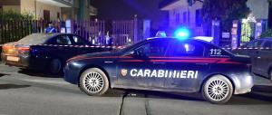 Giovane ferisce la ex, in passato aveva tentato di uccidere il fratello. Arrestato