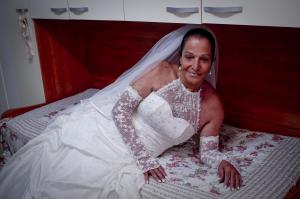 Finta sposa trans a Napoli, così Francesca realizza 'sogno'