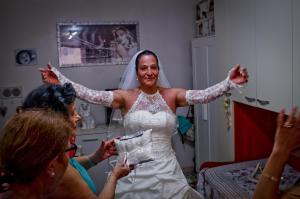 Finta sposa trans a Napoli, così Francesca realizza 'sogno'