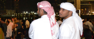 L’invito degli Emirati ai concittadini: se siete all’estero vestite all’occidentale