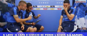 Insigne e Immobile fanno l’esame di napoletano a Florenzi (video)