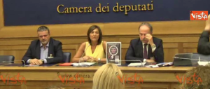 #maipiùsola: Polverini in campo contro il femminicidio (video)