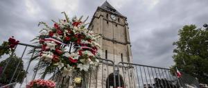 Rouen, fermato a Parigi un amico dell’islamico che ha ucciso il prete