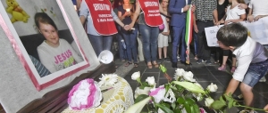 L’ultimo commosso addio a Maria, la bimba uccisa nel Beneventano