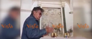 Bobby Solo canta il gospel nella Chiesa di Locorotondo (video)