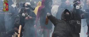 Anarchico finisce in galera: aveva in casa il materiale per costruire ordigni