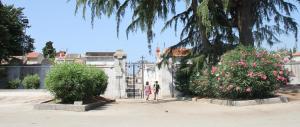 Bimba ferita nel Casertano, per gli inquirenti è stato un raid punitivo